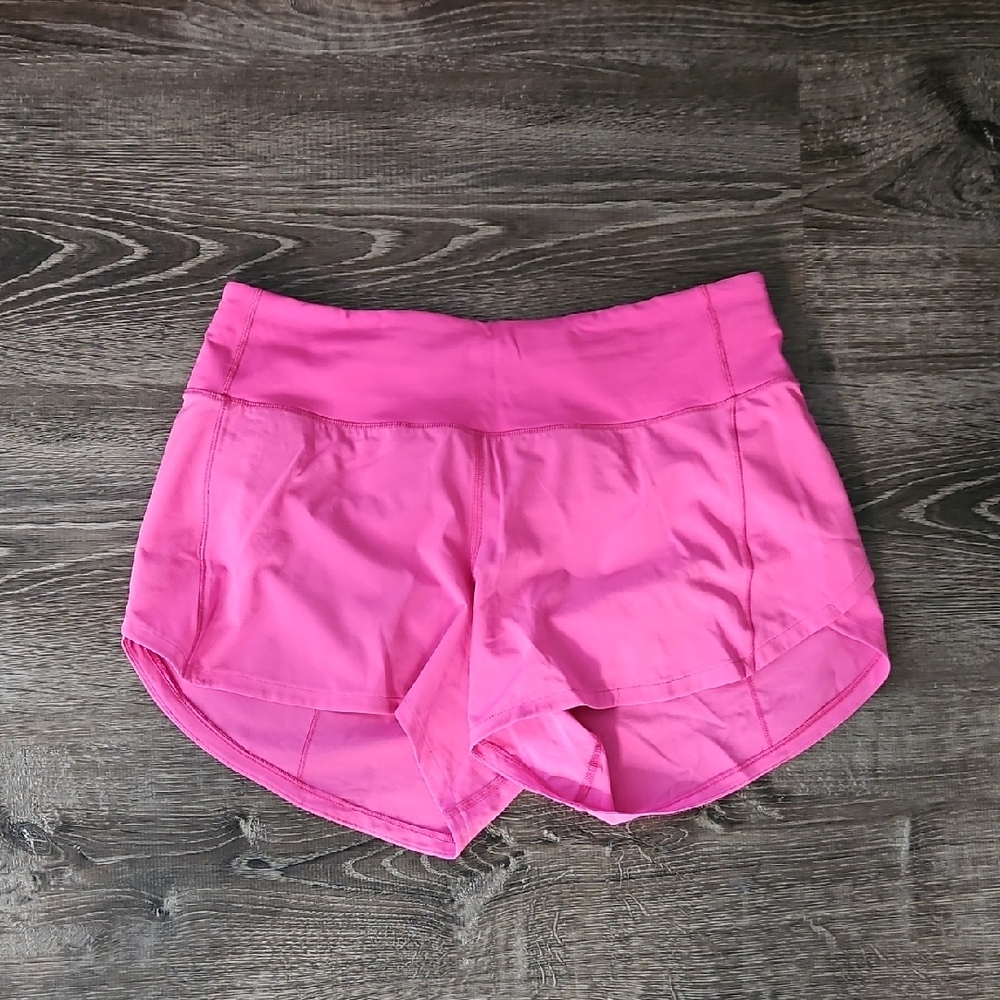 Lululemon Speed-Up Mid-Rise Short 4"